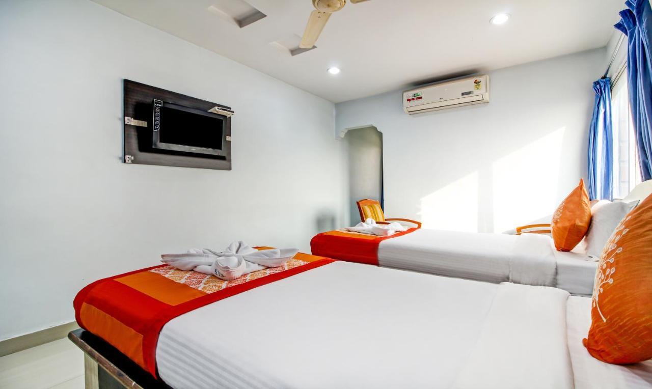 Hotel S Y N Residency Hyderabad Esterno foto