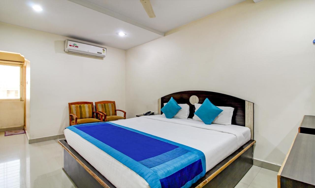 Hotel S Y N Residency Hyderabad Esterno foto